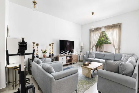 Villa para venda em Al Reef, Abu Dhabi, EAU 5 quartos, 273.32 m2 № 761250 - foto 5