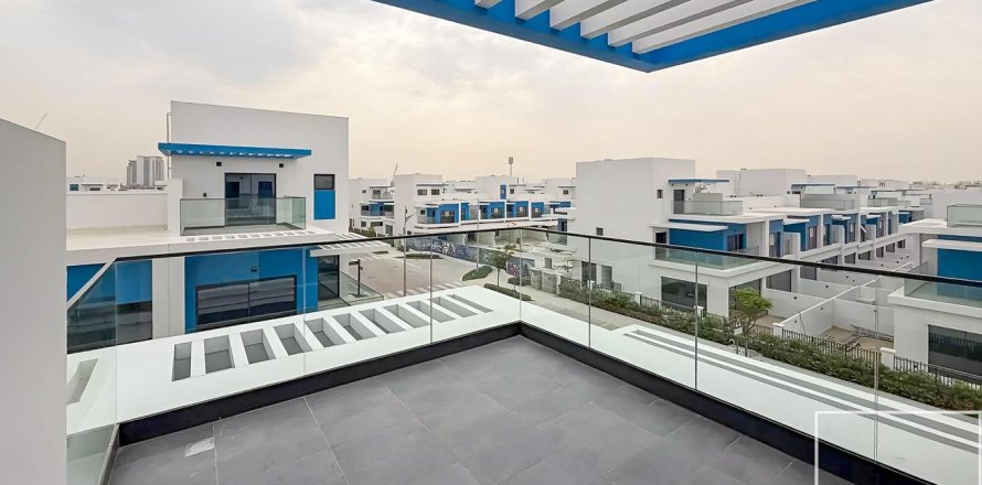 Таунхаус в Damac Lagoons, Дубай, ОАЕ 4 спальні, 144м2 № 680942