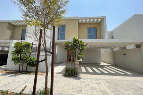 וילה למכירה ב Muwaileh Commercial, Sharjah, איחוד האמירויות  3 חדרי שינה, 240.43 מ"ר, מספר 759773 - תמונה 1