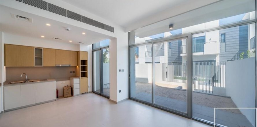 Řadový dům v Arabian Ranches 3, Dubai, SAE 3 ložnice, 128 m² Č.: 638018