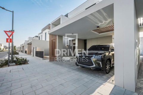 ویلا برای فروش در Arabian Ranches 3، Dubai، امارات متحده عربی 4 خوابه ، 447.98 متر مربع ، شماره 743753 - تصویر 3