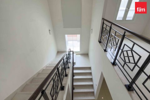 Vilë në Dubai, Emiratet e Bashkuara Arabe 3 dhoma gjumi, 569.8 m2. № 631949 - Foto 10