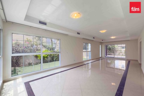 Vilë në Dubai, Emiratet e Bashkuara Arabe 3 dhoma gjumi, 569.8 m2. № 631949 - Foto 5