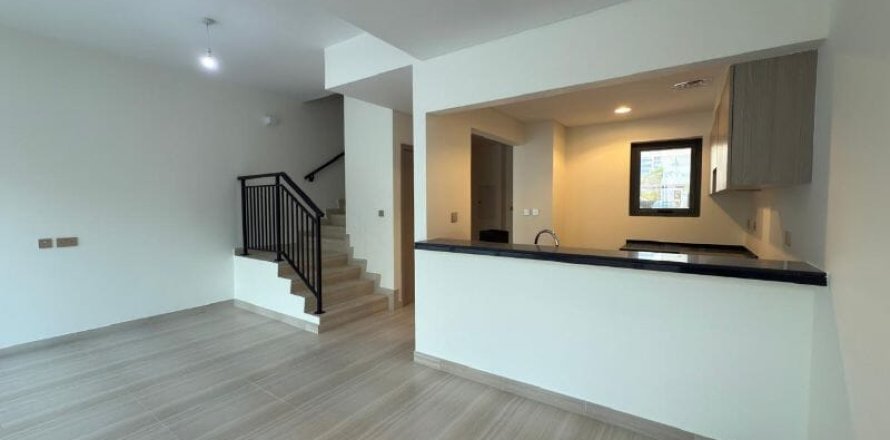 خانه شهری در DAMAC Hills (Akoya by DAMAC)، Dubai ، امارات متحده عربی 3 خوابه ، 150 متر مربع.  شماره 713687