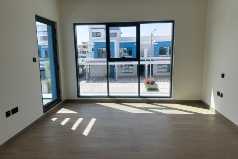 Rumah bandar di Damac Lagoons, Dubai, UAE 5 bilik tidur, 220 meter persegi № 713685 - foto 16