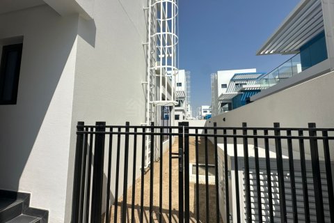 Rumah bandar di Damac Lagoons, Dubai, UAE 5 bilik tidur, 220 meter persegi № 713685 - foto 18