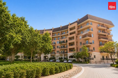 Apartment in Motor City, Dubai, UAE 2 bedrooms, 153.5 sq.m. № 732876