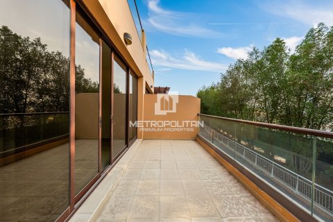 טאונהאוס למכירה ב Jumeirah Islands, Dubai, איחוד האמירויות 4 חדרי שינה, 337 מ"ר, מספר 663970 - תמונה 22