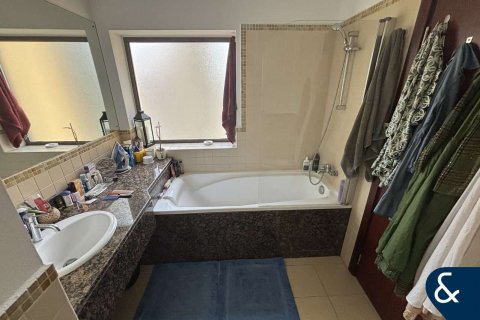 Apartamento en alquiler en Jumeirah Beach Residence, Dubai, EAU 2 dormitorios, 121 m2 № 668021 - foto 10