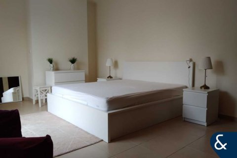 דירה להשכרה ב Jumeirah Beach Residence, Dubai, איחוד האמירויות 2 חדרי שינה, 119 מ"ר, מספר 668022 - תמונה 12