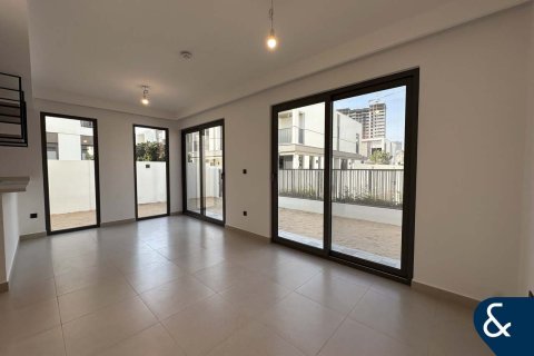 Tilal Al Ghaf, Dubai, UAE의 임대용 타운하우스 침실 4개, 227제곱미터 번호 668020 - 사진 17