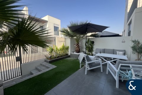 Vila v Arabian Ranches 3, Dubai, SAE 3 ložnice, 129 m² Č.: 668026 - fotografie 11