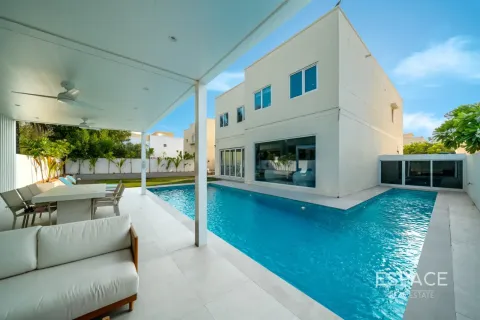 Vila di Meadows, Dubai, UAE 5 bilik tidur, 416 meter persegi № 737818 - foto 2