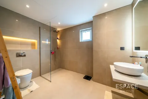 Vila di Meadows, Dubai, UAE 5 bilik tidur, 416 meter persegi № 737818 - foto 17