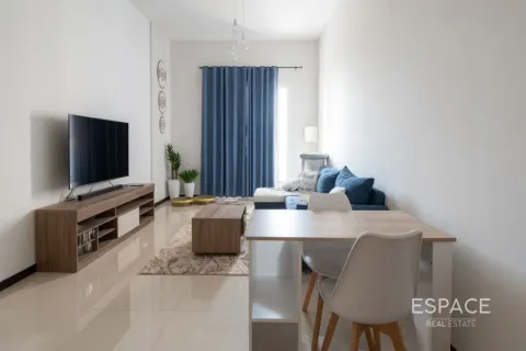 Apartmen di Jumeirah Village Circle, Dubai, UAE 1 bilik tidur, 99 meter persegi № 737806 - foto 2
