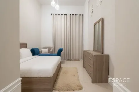 Apartmen di Jumeirah Village Circle, Dubai, UAE 1 bilik tidur, 99 meter persegi № 737806 - foto 8