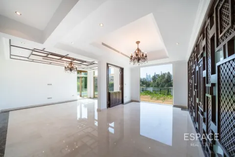 Villa in Jumeirah Islands, Dubai, UAE 5 bedrooms, 520 sq.m. № 737805 - photo 6