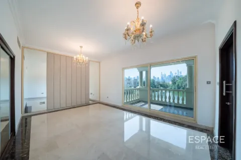 Villa in Jumeirah Islands, Dubai, UAE 5 bedrooms, 520 sq.m. № 737805 - photo 16