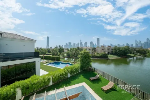 Villa asukohaga Jumeirah Islands, Dubai, AÜE: 5 magamistoaga, 520 m² Nr 737805