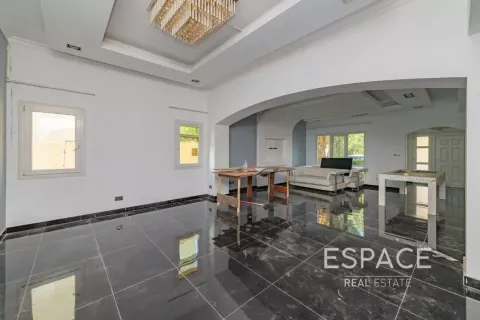 Willa na sprzedaż w Meadows, Dubai, ZEA 5 sypialnie, 373 mkw., nr 737804 - zdjęcie 2