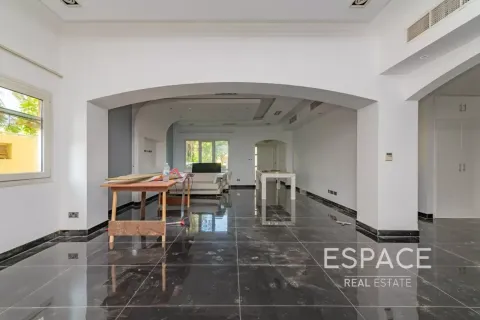 Willa na sprzedaż w Meadows, Dubai, ZEA 5 sypialnie, 373 mkw., nr 737804 - zdjęcie 3