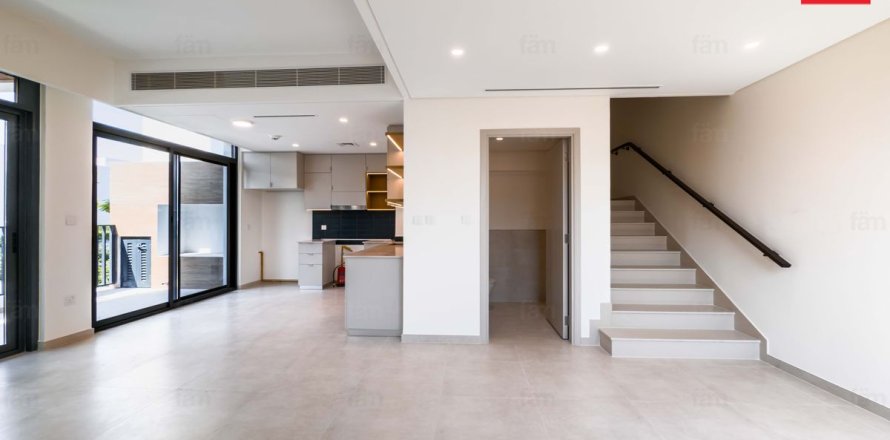 Rumah bandar di Dubai, UAE 3 bilik tidur, 134.2 meter persegi № 708376
