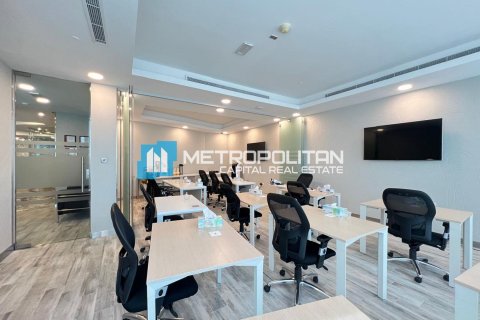 Al Reem Island, Abu Dhabi, संयुक्त अरब अमीरात में कार्यालय, 342.8 वर्ग मीटर, संख्या 699382 - फ़ोटो 18