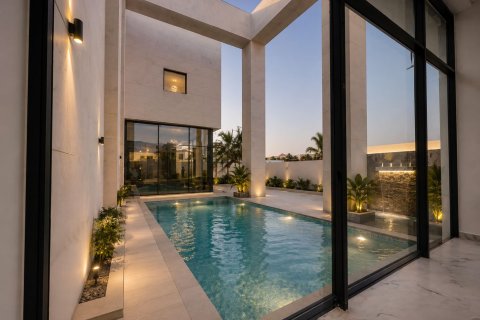 Vila u gradu Dubai, UAE 5 spavaće sobe, 1570.99 m2 Br. 750523 - Slika 12