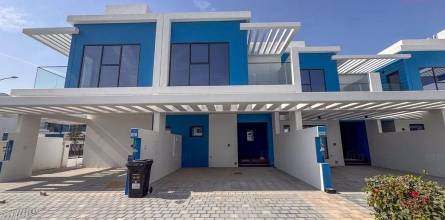 Maison de ville à Dubai, EAU: 5 chambres, 298.8 m2 № 687450