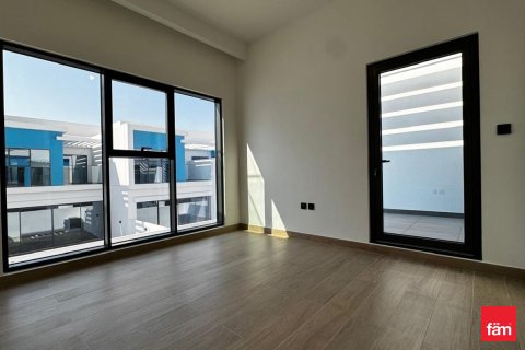 Dubai, संयुक्त अरब अमीरात में विला, 4 बेडरूम, 144 वर्ग मीटर, संख्या 687452 - फ़ोटो 6