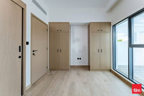 Dubai, संयुक्त अरब अमीरात में विला, 4 बेडरूम, 144 वर्ग मीटर, संख्या 687452 - फ़ोटो 8