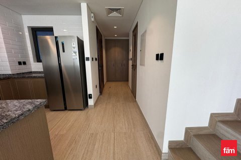 Dubai, संयुक्त अरब अमीरात में विला, 4 बेडरूम, 144 वर्ग मीटर, संख्या 687452 - फ़ोटो 7