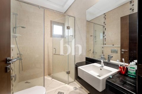 Vila v Sharjah, SAE 5 ložnice, 370 m² Č.: 642924 - fotografie 5