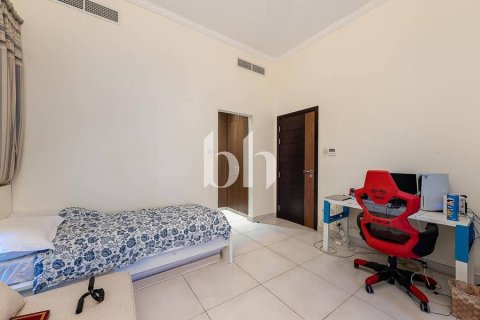 Vila v Sharjah, SAE 5 ložnice, 370 m² Č.: 642924 - fotografie 8