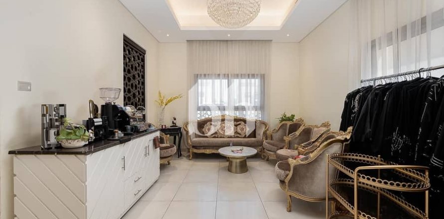 Vila v Sharjah, SAE 5 ložnice, 370 m² Č.: 642924