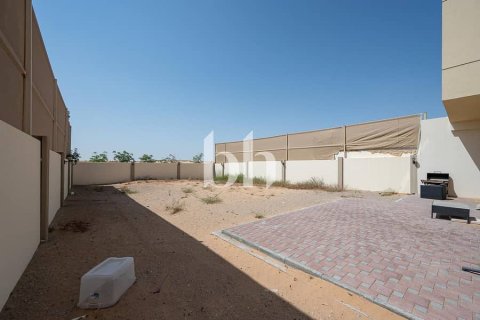 Vila v Sharjah, SAE 5 ložnice, 370 m² Č.: 642924 - fotografie 2