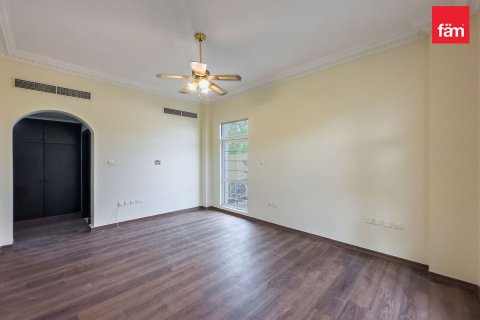 Vila v Al Barsha, Dubai, SAE 5 ložnice, 1393.5 m² Č.: 699748 - fotografie 6