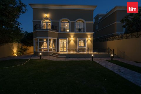 Vila v Al Barsha, Dubai, SAE 5 ložnice, 1393.5 m² Č.: 699748 - fotografie 18