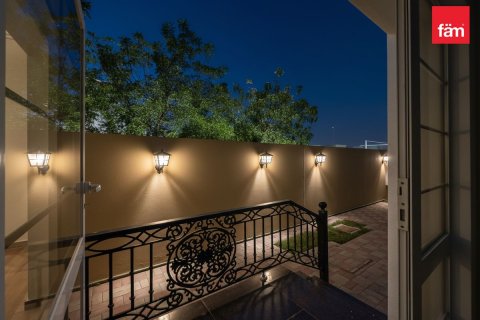 Vila v Al Barsha, Dubai, SAE 5 ložnice, 1393.5 m² Č.: 699748 - fotografie 17