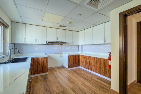 Al Furjan, Dubai, UAE의 임대용 아파트 침실 3개, 179제곱미터 번호 723158 - 사진 2