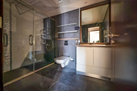 Al Furjan, Dubai, UAE의 임대용 아파트 침실 3개, 179제곱미터 번호 723158 - 사진 16