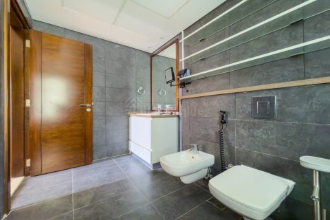 Al Furjan, Dubai, UAE의 임대용 아파트 침실 3개, 179제곱미터 번호 723158 - 사진 14