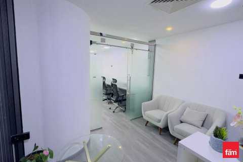 Toimisto Business Bay, Dubai, Arabiemiraatit 90.4 m2 № 706096 - kuva 9