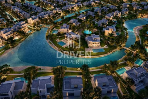 Vilë në Dubai, Emiratet e Bashkuara Arabe 4 dhoma gjumi, 542.83 m2. № 742727 - Foto 9