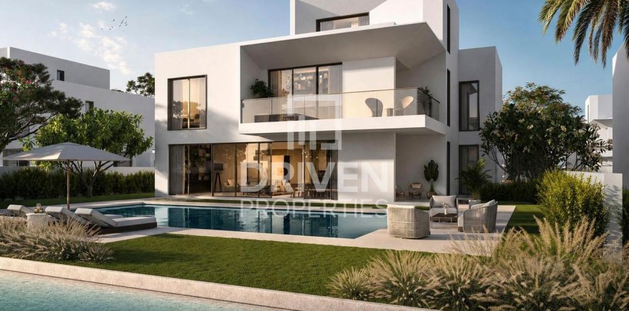 Vilë në Dubai, Emiratet e Bashkuara Arabe 4 dhoma gjumi, 542.83 m2. № 742727