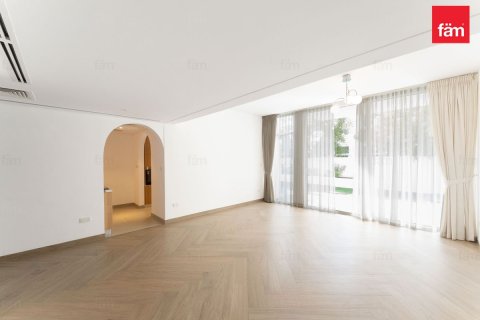 Adosado en alquiler en Dubai, EAU 3 dormitorios, 259.2 m2 № 687518 - foto 25