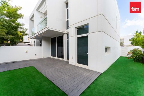 Adosado en alquiler en Dubai, EAU 3 dormitorios, 259.2 m2 № 687518 - foto 2