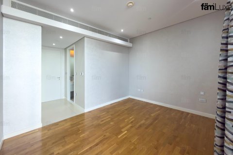 Apartment til leje i Dubai, UAE 3 soveværelser, 194.8 kvm № 687517 - foto 2