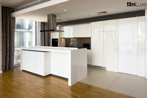 Apartment til leje i Dubai, UAE 3 soveværelser, 194.8 kvm № 687517 - foto 12