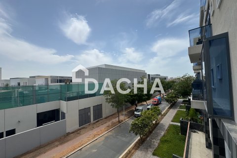 Apartment til salg i Motor City, Dubai, UAE 2 soveværelser, 133 kvm № 706740 - foto 17